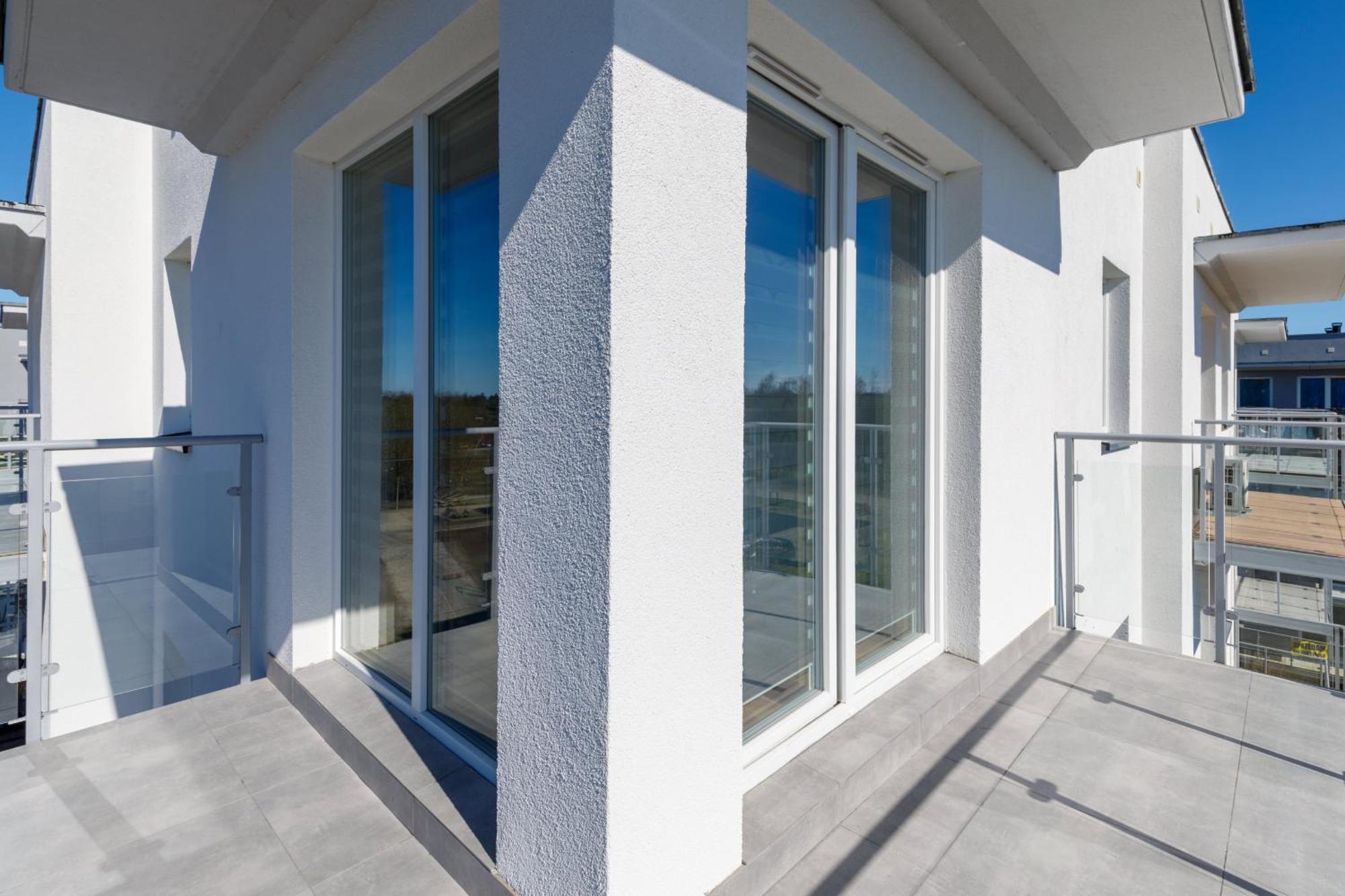 Coast Breeze Stylish By Renters *